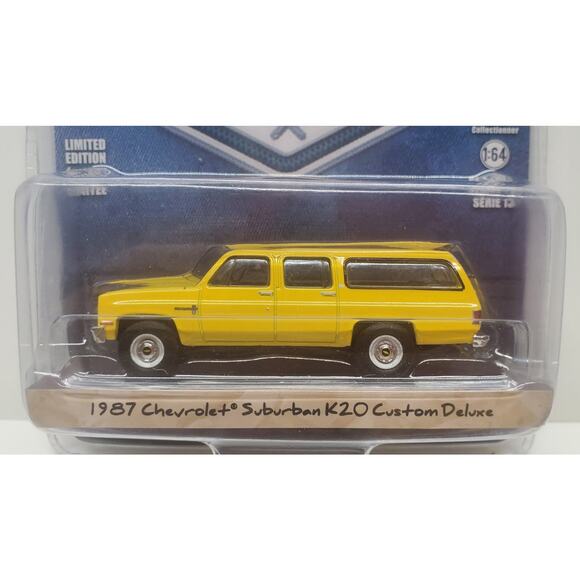 Greenlight 1987Chevy Suburban K20 Custom Deluxe NIP - Picture 2 of 3